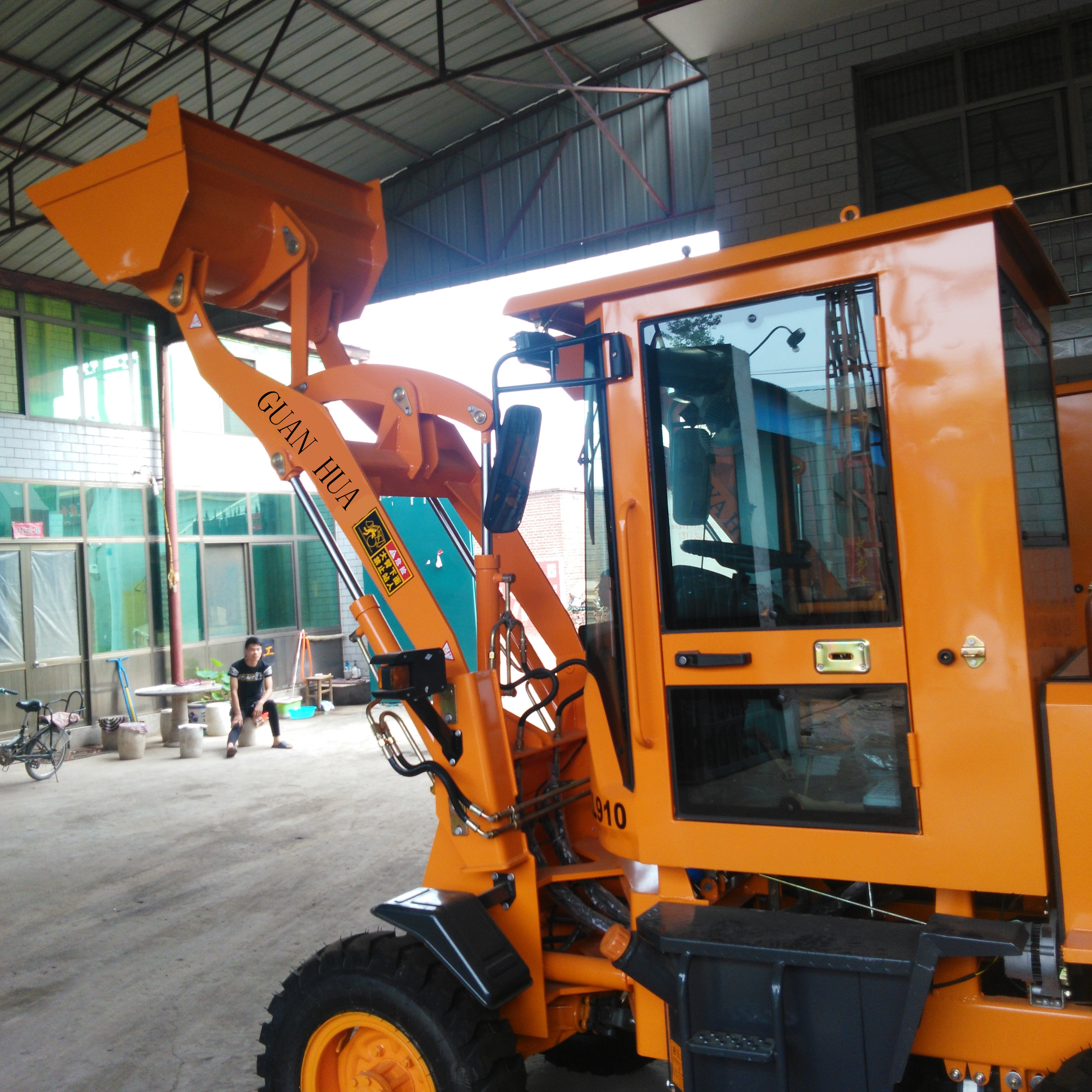 裝載機(jī) 小鏟車批發(fā)價(jià)格 小鏟車采購商機(jī)  小型裝載機(jī)