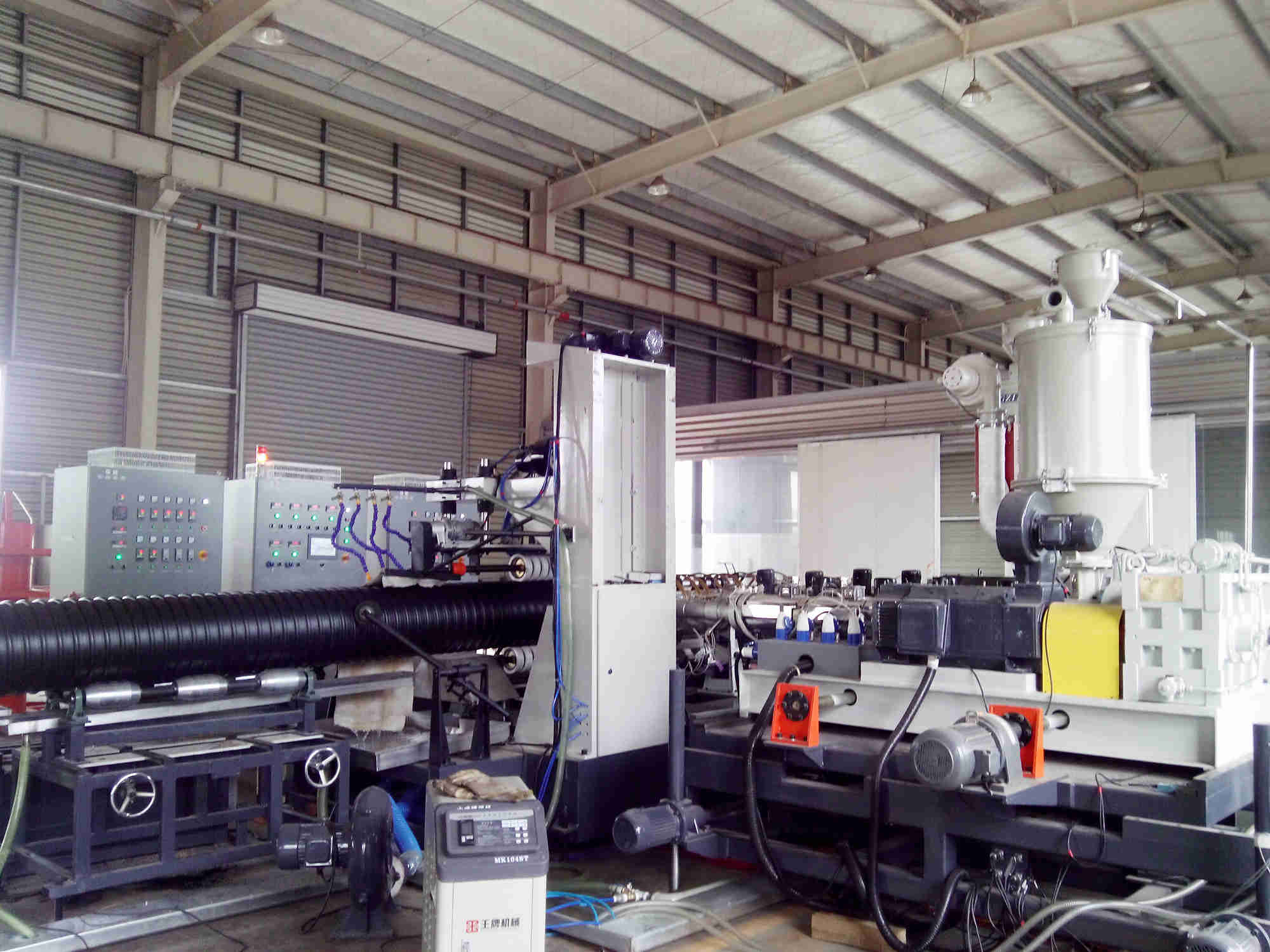 PE鋼帶纏繞波紋管 PE鋼帶增強(qiáng)纏繞波紋管