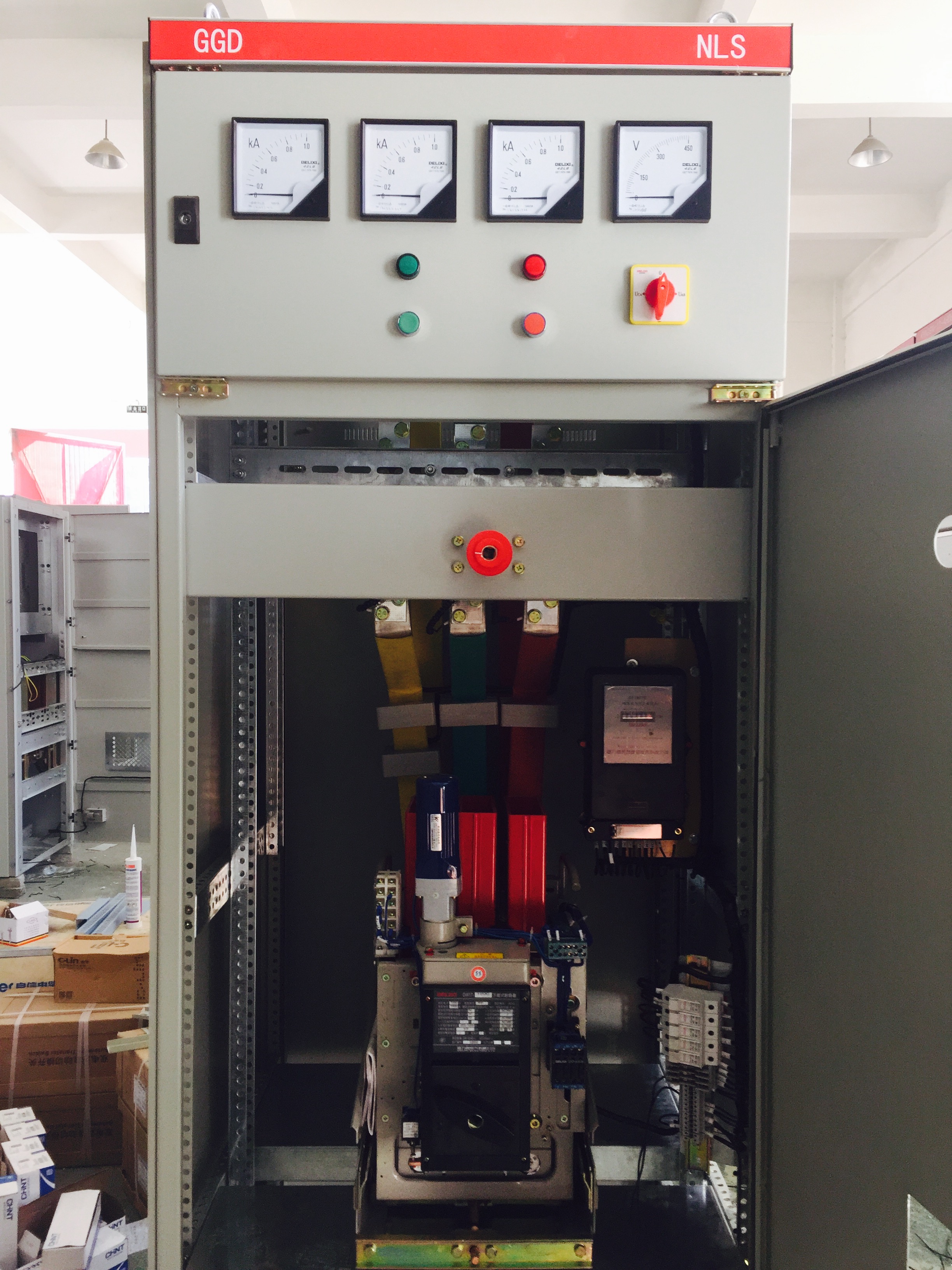 供應(yīng)襄陽低壓配電柜低壓柜廠家價格