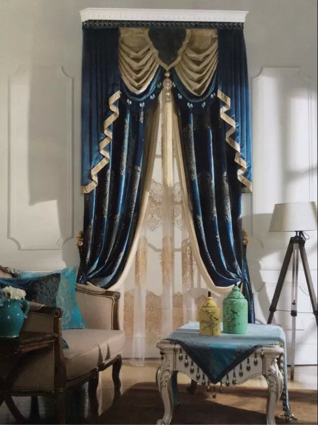 窗簾故事的發(fā)展是怎樣的呢？