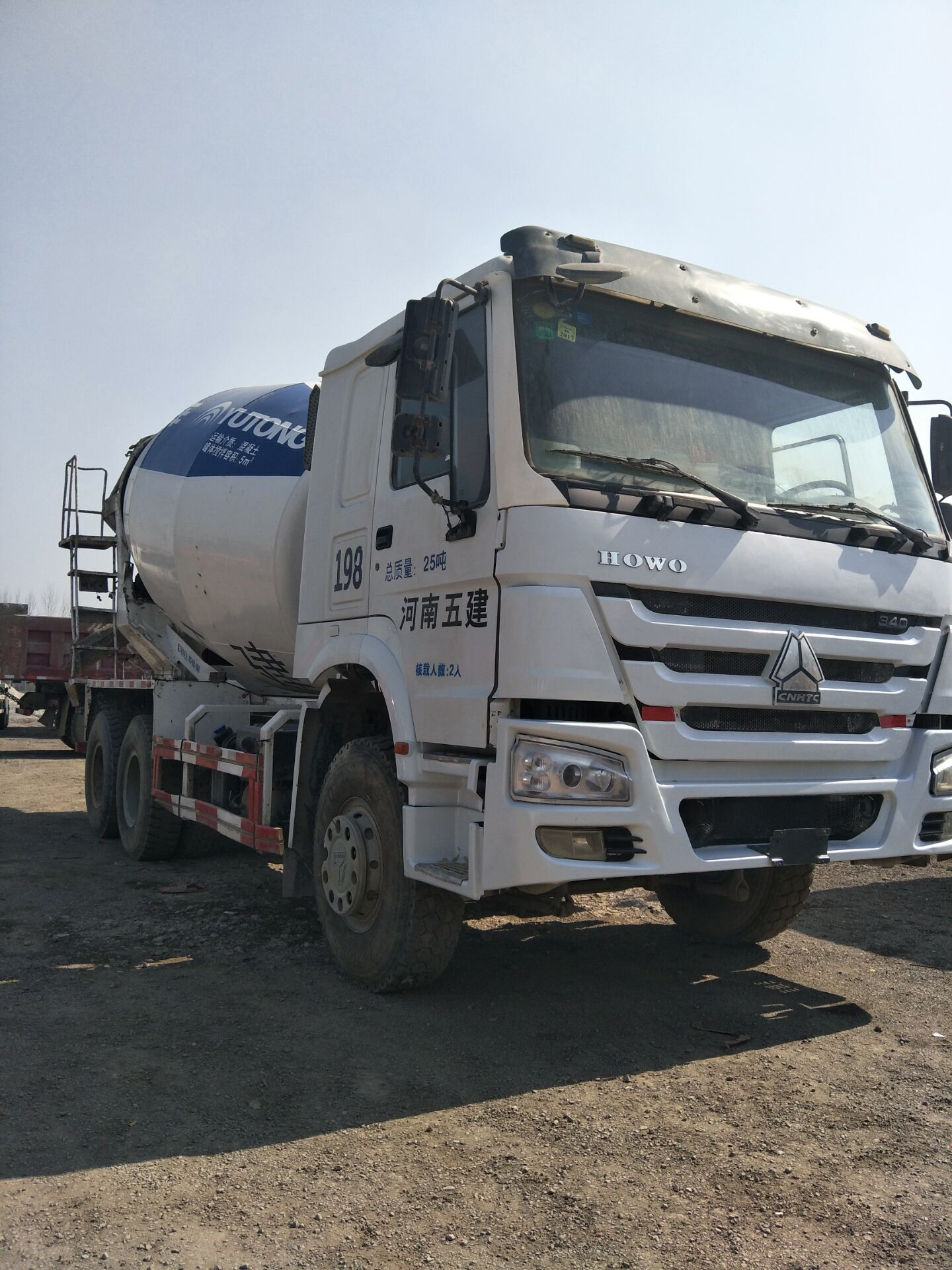 二手豪沃水泥攪拌罐價格 豪沃混凝土攪拌車 豪沃10方攪拌車