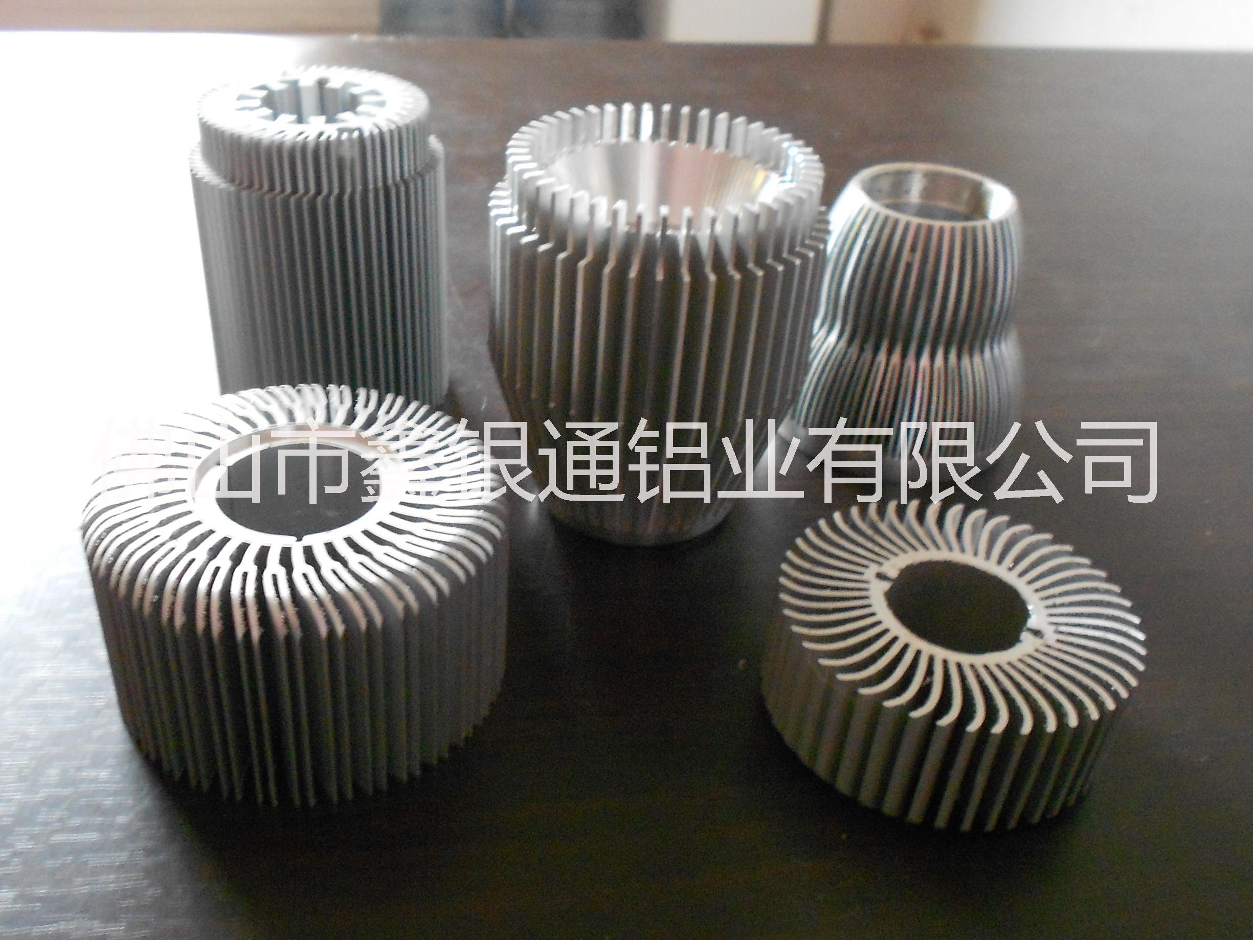 太陽(yáng)花散熱器工業(yè)鋁型材定制