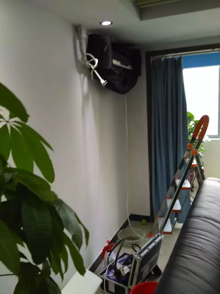 空調(diào)油煙機(jī)清洗保養(yǎng)