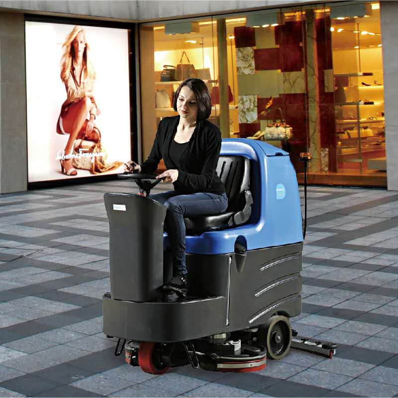 江蘇洗地機(jī)  駕駛式洗地機(jī)價(jià)格  駕駛式洗地機(jī)報(bào)價(jià) 江蘇駕駛式洗地車