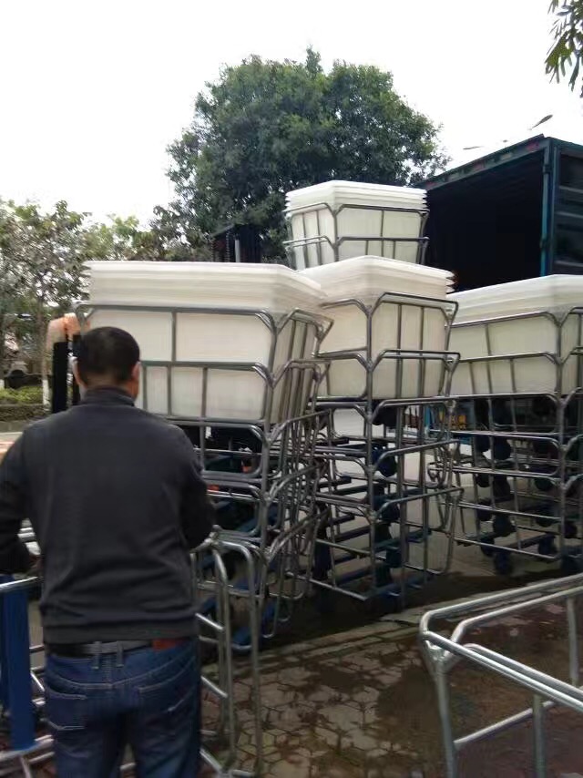 供應(yīng)各種型號洗水車漂染廠布草車