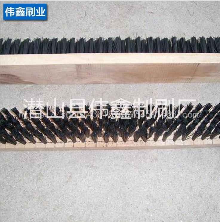 廠家批發(fā)條刷 尼龍條刷 防塵毛刷條 h型鋁合金條刷 門底密條刷 排刷，木板刷