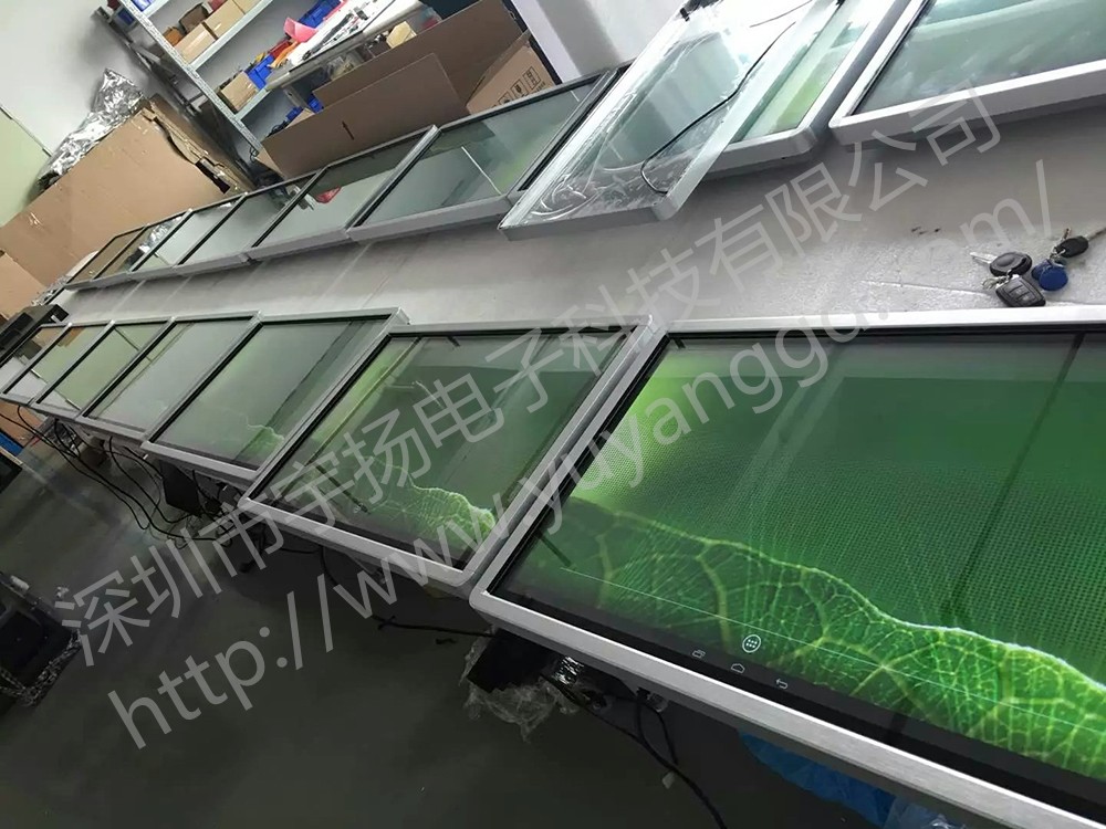 27寸觸摸一體機(jī)