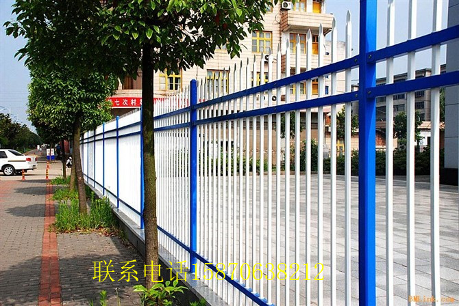新余定做公園圍欄組裝式靜電噴涂鋅鋼護(hù)欄 新余小區(qū)庭院圍欄廠家直銷 固特護(hù)欄