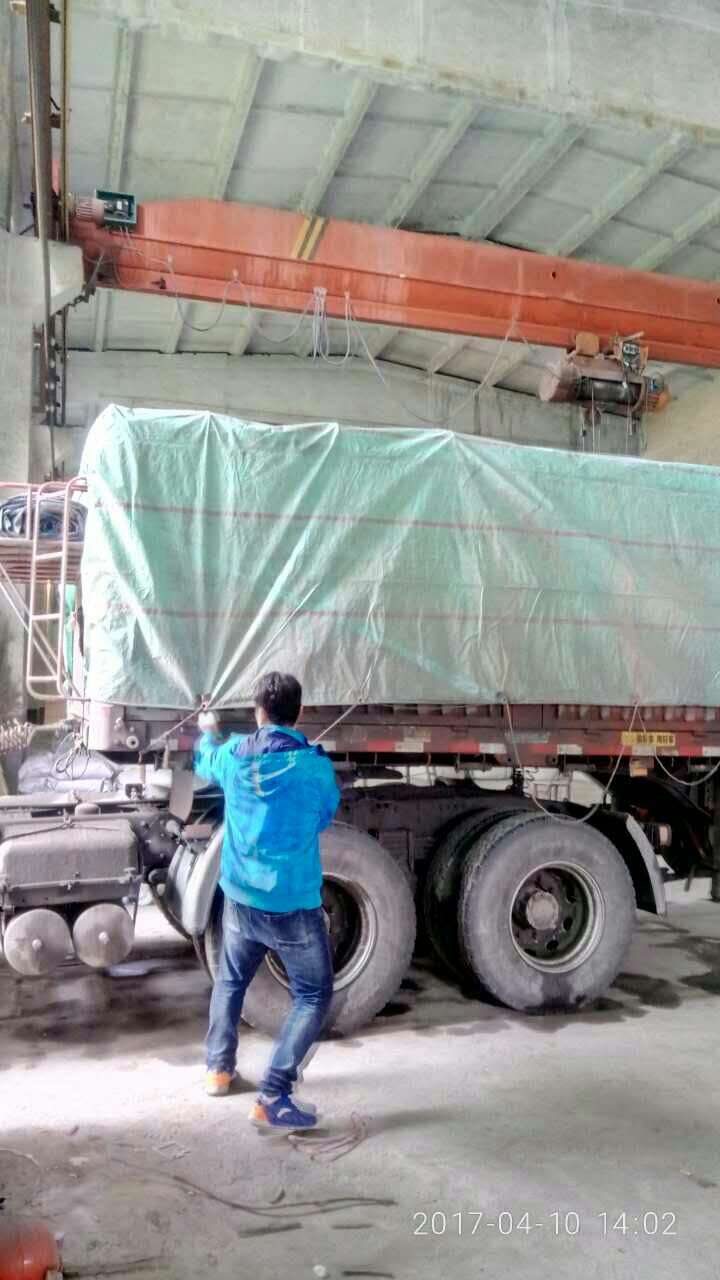 供應(yīng)玻璃打砂機(jī)用環(huán)保無塵金剛砂60# 36# 噴砂雕刻用耗材