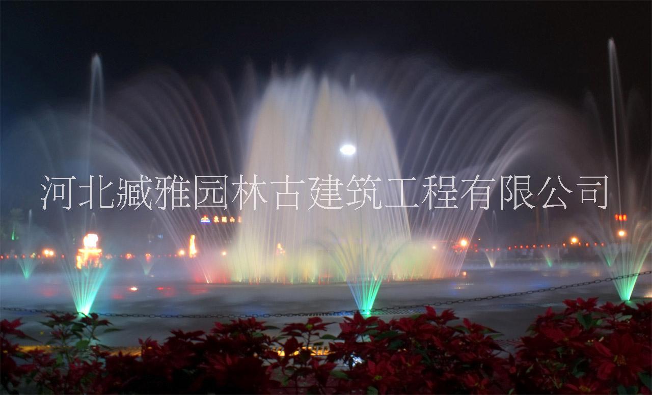 供應(yīng)保定彩色噴泉公司，保定彩色噴泉廠家，保定彩色噴泉制作安裝