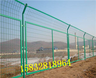 框架護欄網 圈地圍欄