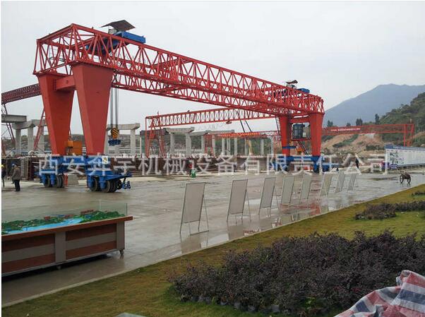 陜西輪胎式起重機(jī)輕型懸掛起重機(jī)定制組合式  輪胎式起重機(jī)廠家直銷 輪胎式起重機(jī)價格 輪胎式起重機(jī)供應(yīng)商