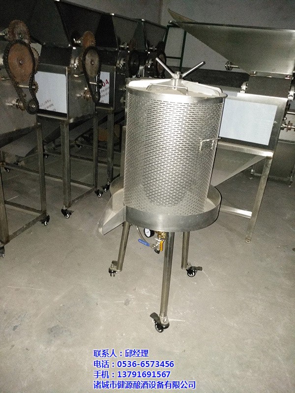 葡萄壓榨紅酒設(shè)備