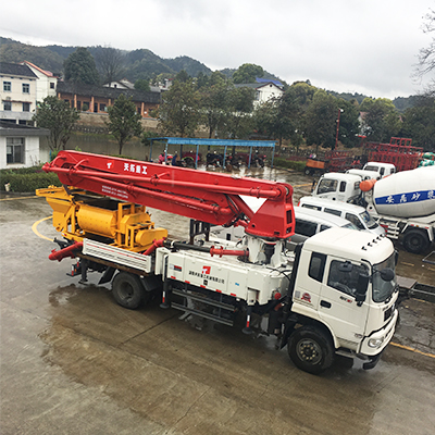 農(nóng)村建房泵車,24m澆屋面小型泵車