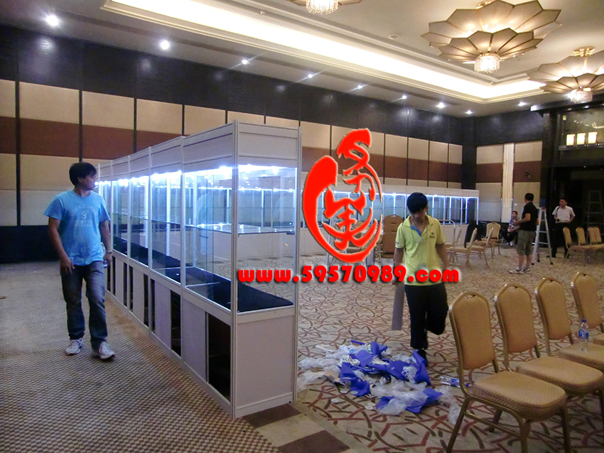 上海鋁合金展示柜2米高柜出租