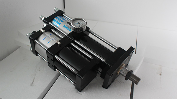 MPTG油氣隔離型氣液增壓缸