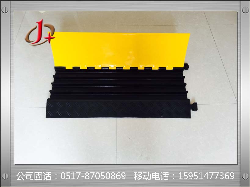 高強(qiáng)橡膠線槽板 PVC電纜過(guò)線板 臨時(shí)過(guò)車水管布線板保護(hù)板