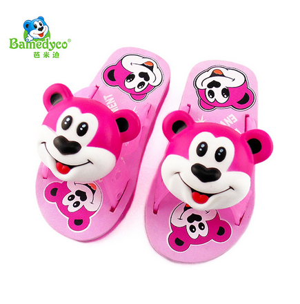 童鞋新款創(chuàng)意可愛卡通娃娃小孩鞋子防滑透氣兒童家居拖鞋廠家批發(fā)