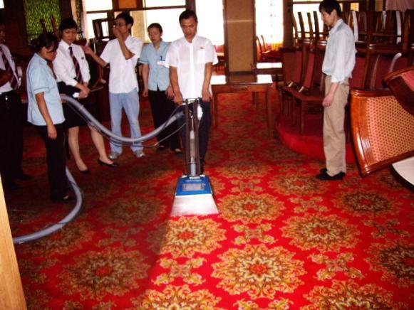 供應(yīng)地毯清洗、地毯清洗公司、地毯清洗電話