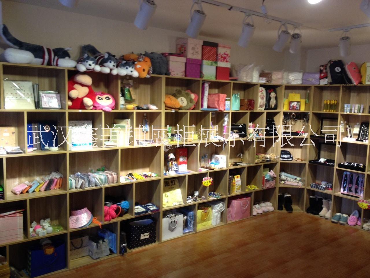 禮品展柜報價，禮品展柜廠家，禮品展柜定制