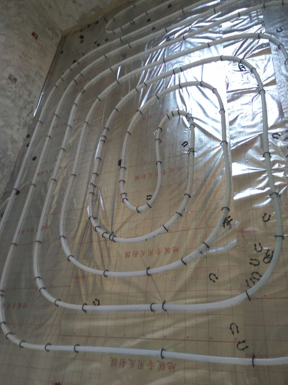 懷柔喬治地暖清洗 地暖原理