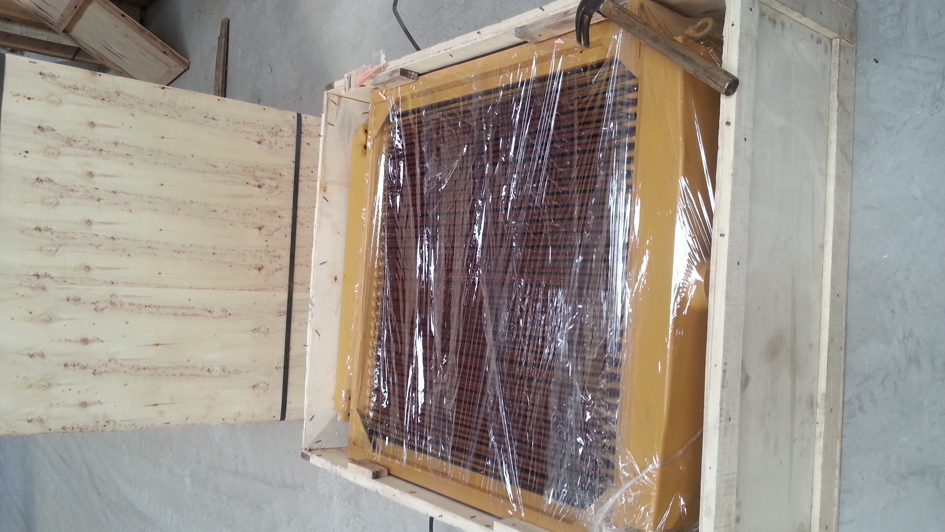 山推推土機 SD16水箱