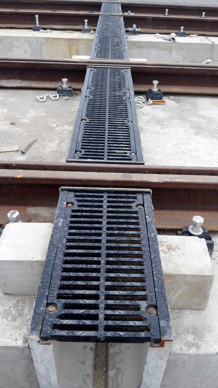 鑄鐵蓋板樹脂排水溝槽