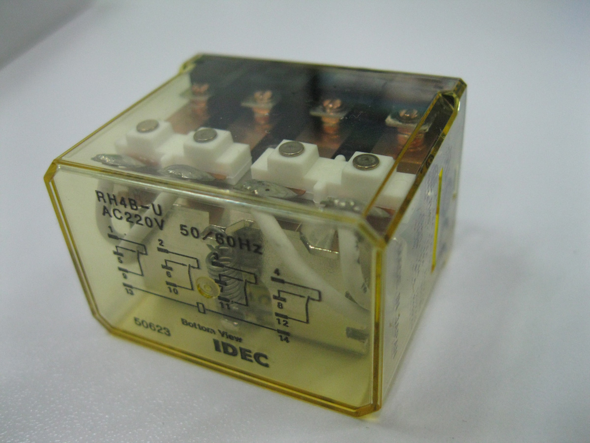 IDEC原裝正品 RH系列功率繼電器 帶照明指示  RH4B-UL和泉繼電器