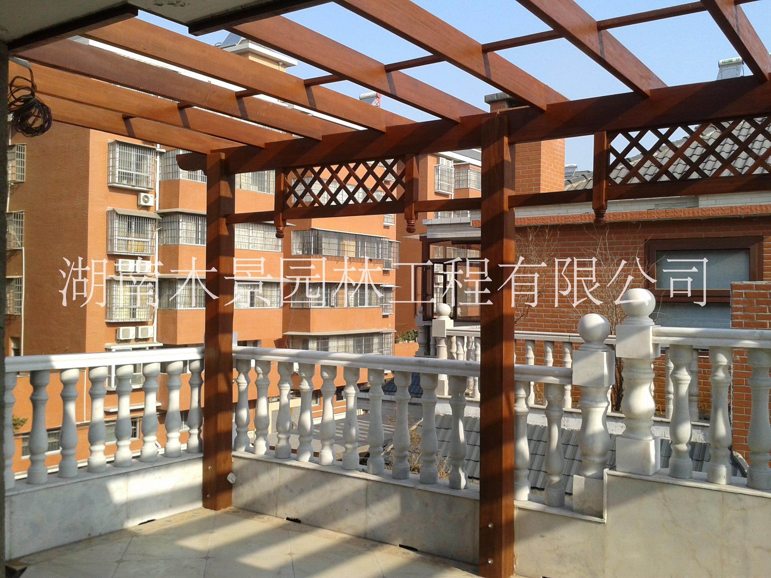 芬蘭木花架廊架 長沙芬蘭木花架設(shè)計施工 芬蘭木花架制作花架款式