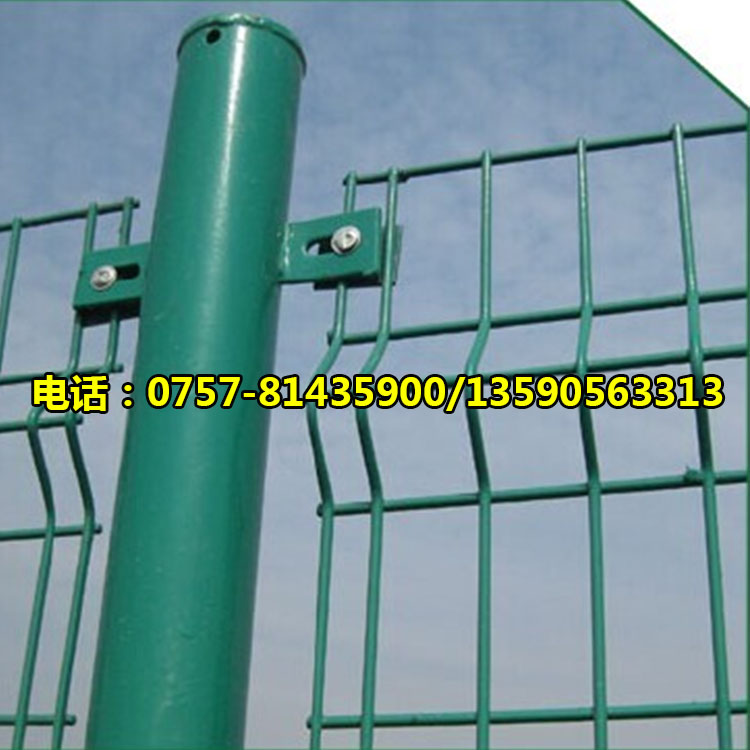 深圳護欄網(wǎng)價格、鑫桐軒隔離柵廠家