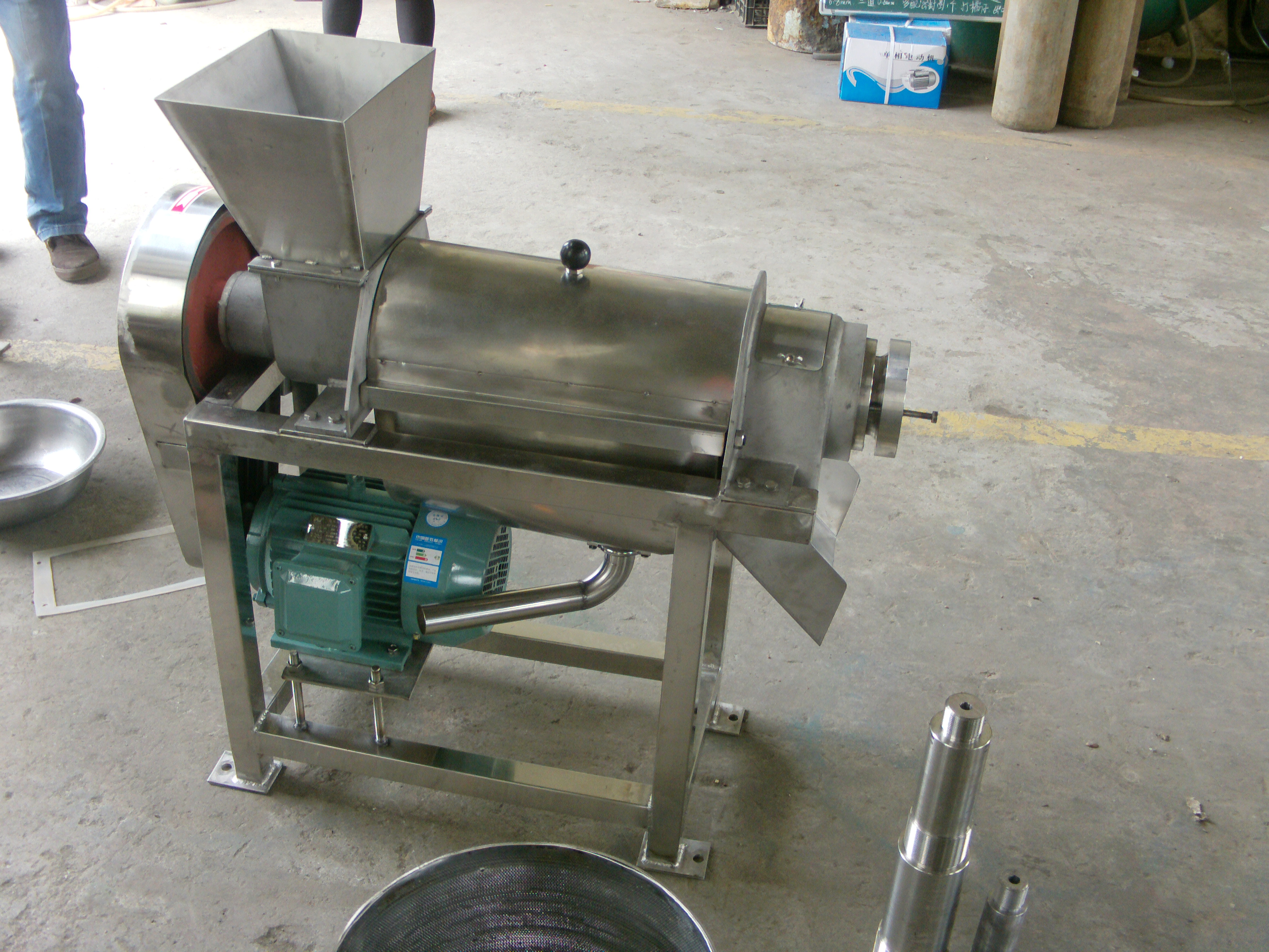 江蘇工業(yè)螺旋榨汁機(jī)廠家出售 工業(yè)榨汁機(jī)供應(yīng)商 工業(yè)榨汁機(jī)批發(fā)價(jià)格