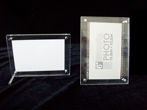 直銷企業(yè)榮譽(yù)書展架亞克力擺臺(tái)高透光性可隨時(shí)更換紙張