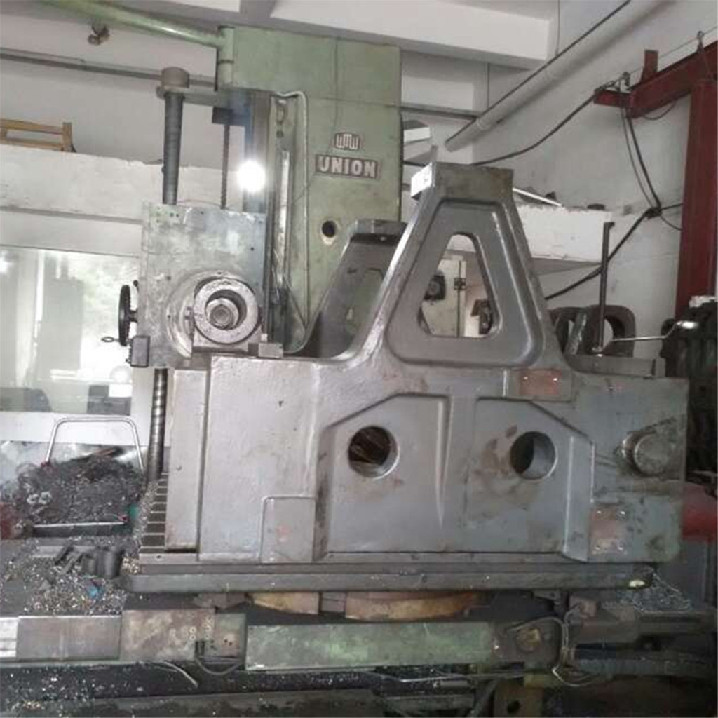 注塑機尾板