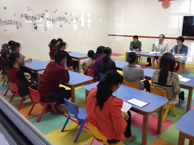 自閉癥康復(fù)中心,東莞自閉癥兒童培 東莞小雨滴自閉癥康復(fù)中心