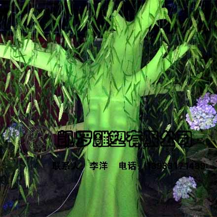 凱羅雕塑主題鬼屋的*者