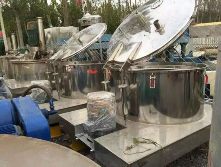梁山出售8噸三足離心機(jī)    山東出售8噸三足離心機(jī)