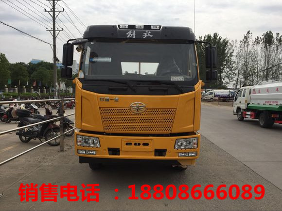 國五解放J6L挖掘機平板運輸車 解放J6L挖掘機平板運輸車