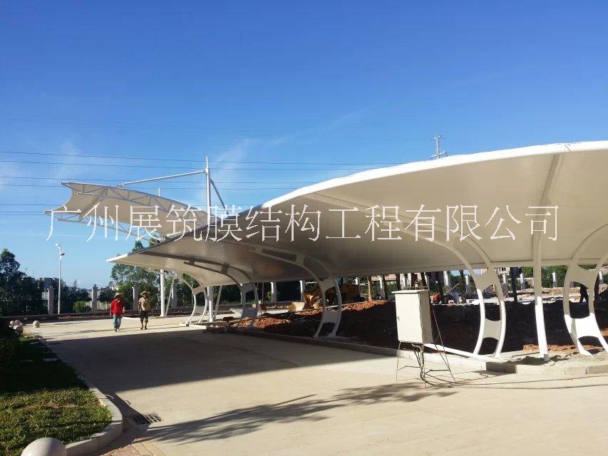 膜結(jié)構(gòu)加工安裝設(shè)計(jì)鋼結(jié)構(gòu)車棚制作 湛江膜結(jié)構(gòu)停車棚，張拉膜棚加工