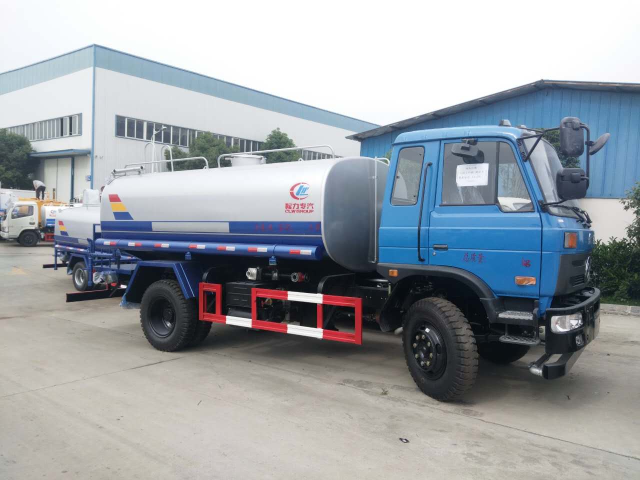 國五灑水車12噸灑水車哪里生產(chǎn)