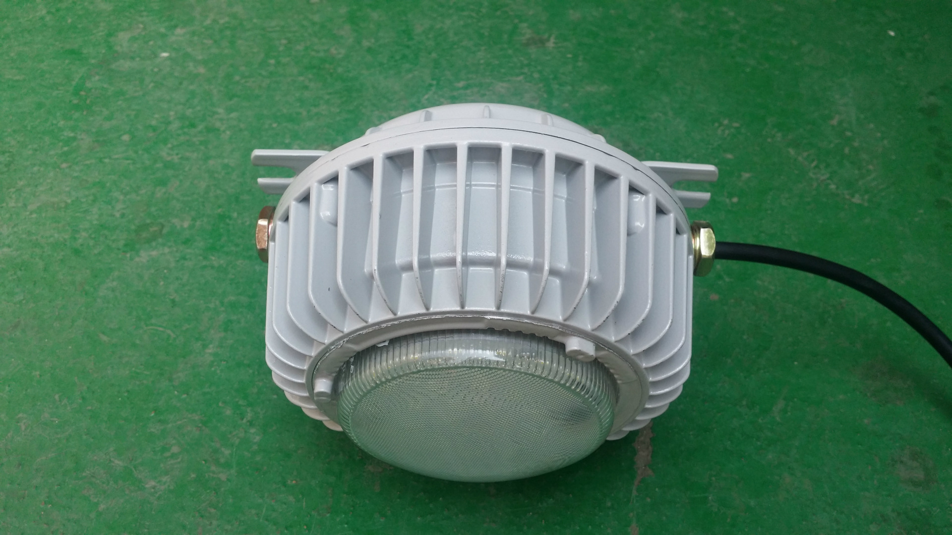 廠家直銷(xiāo)  ZAD9184 LED防爆照明燈