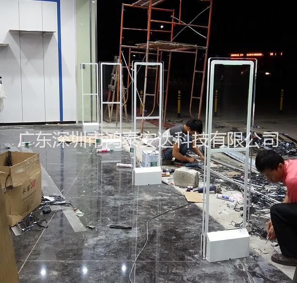 鴻泰安 聲磁防盜門 母嬰店防盜門 免稅店防盜 化妝品防盜 門禁