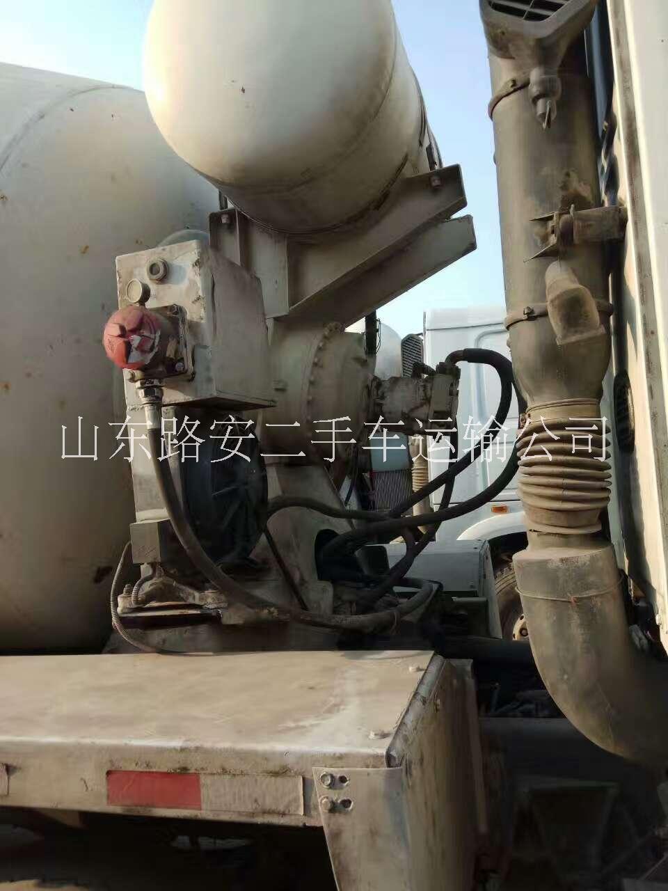 供應(yīng)豪沃10方混凝土攪拌車二，供應(yīng)豪沃10方混凝土攪拌車二價(jià)格