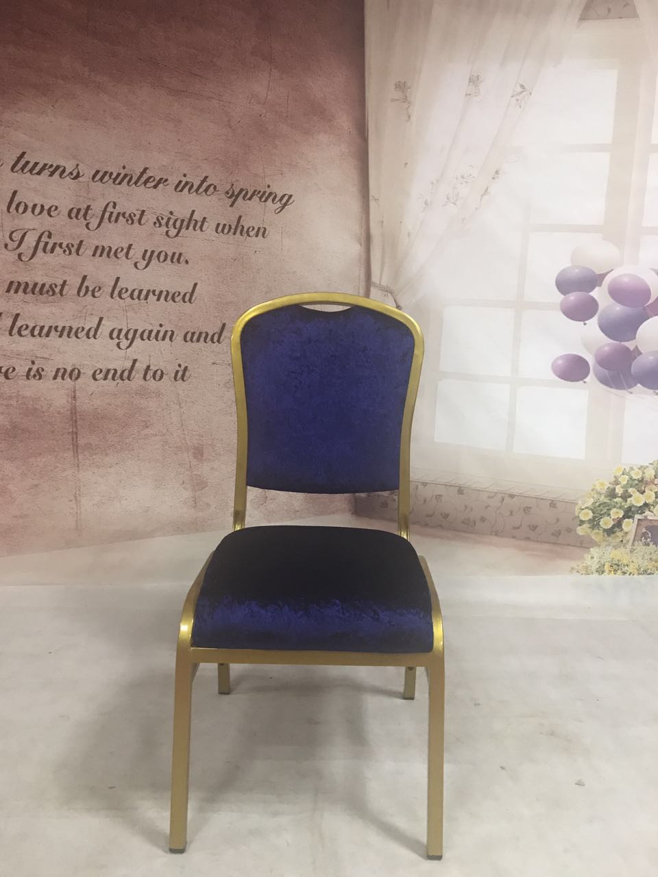 廠家批發(fā)包布椅餐廳軟包椅 宴會椅 餐廳仿木椅廠家定做 酒店仿木椅廠家