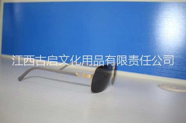 男士太陽鏡 偏光太陽鏡 男士開車*太陽鏡 男士*偏光太陽鏡工廠直銷現(xiàn)貨