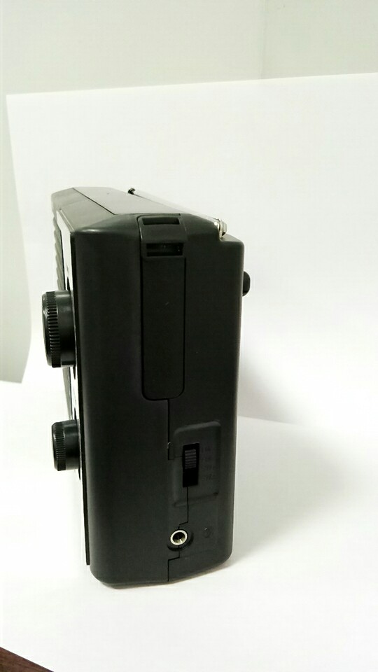 供應(yīng)F10高靈敏度AM、FM,SW1 ,SW2收音機(jī)   F10高靈敏度收音機(jī)