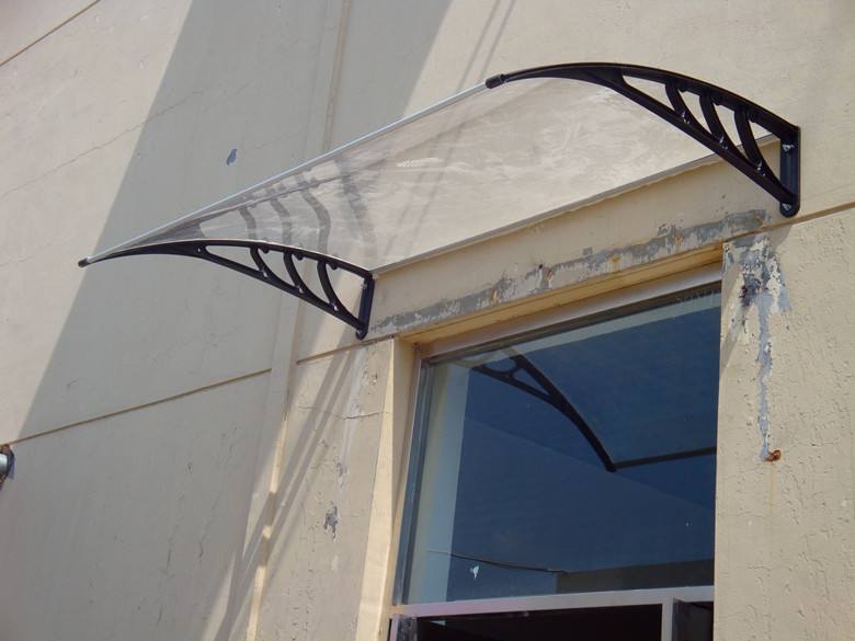 供應(yīng)長(zhǎng)沙鋁合金門頭棚 供應(yīng)長(zhǎng)沙鋁合金遮陽(yáng)門頭棚