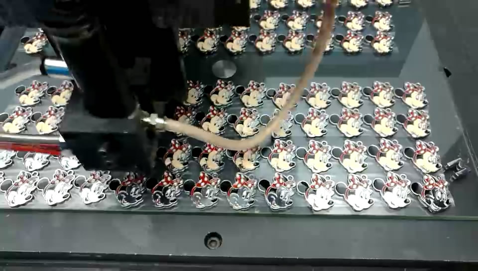 五金拉鏈滴油機(jī)視覺(jué)滴油機(jī)廠家價(jià)格@浙江新枝科