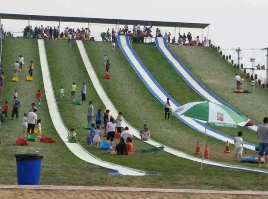 夏季旅游項目-夏季旱滑道