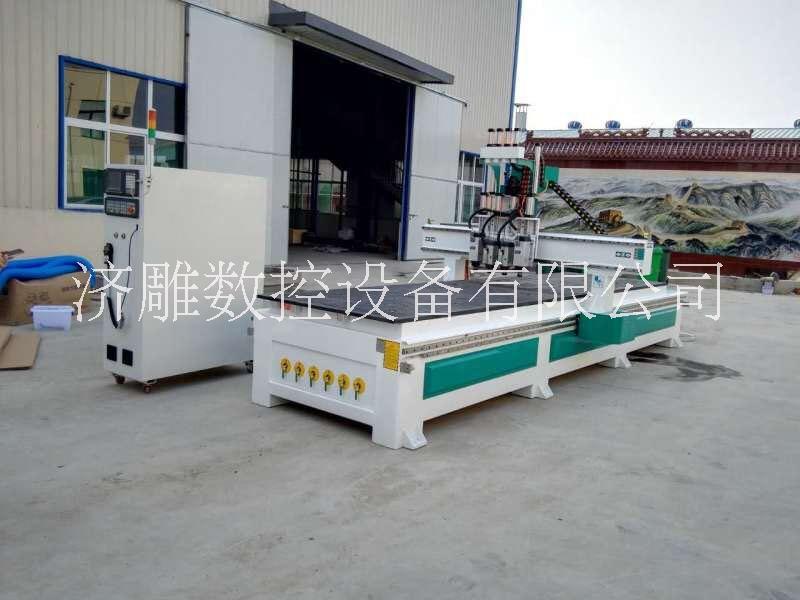 雙工位四工序雕刻機(jī) 多工序開(kāi)料機(jī) 板式家具開(kāi)料機(jī) 雙工位雕刻機(jī)