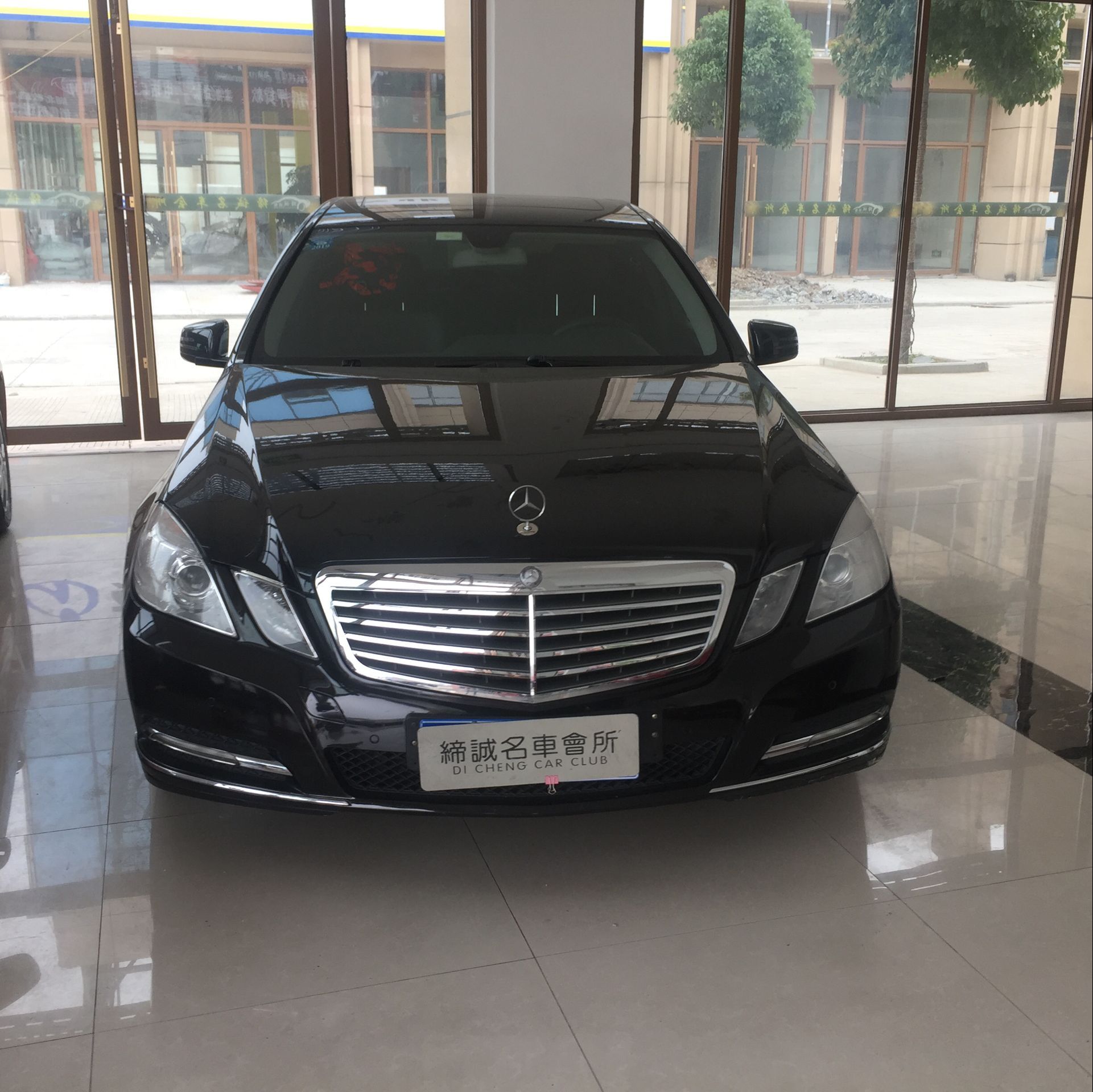 奔馳E260二手車報價@奔馳二手車哪里買@奔馳二手車行在哪里